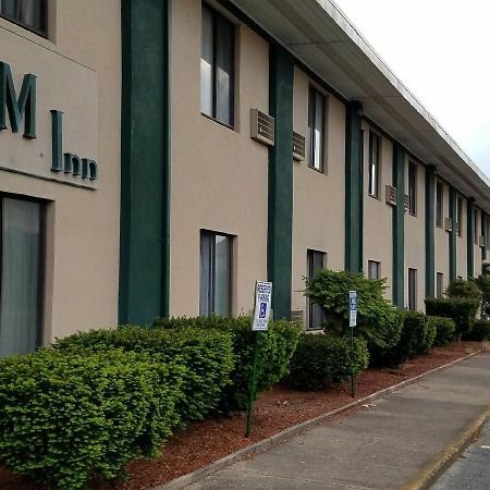 Woonsocket Motor Inn Exterior photo